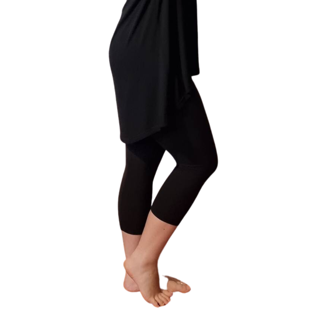 Yogalicious YOGA-LIC-IOUS black laser cut capri length leggings STYLE #  CY66280