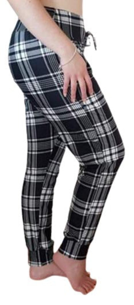 Love Nelli Buttery Soft Joggers With Pockets Black & White Tartan